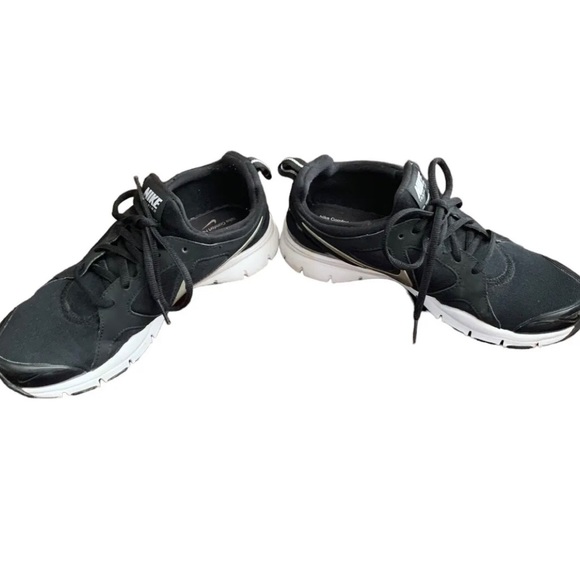 Nike In-Season Trainer TR2 Black Metallic Silver #525737-005 Size 6.5 Women’s - Picture 4 of 7